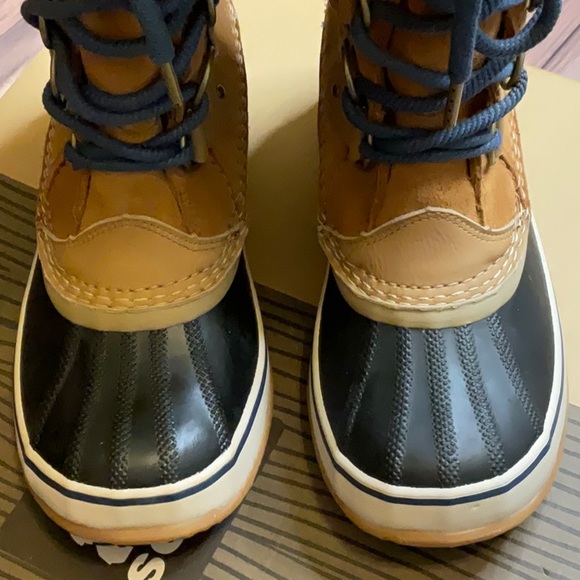 Sorel Joan of Arctic Waterproof Boots in Elk / Dark Mountain - New in Box - Picture 3 of 11